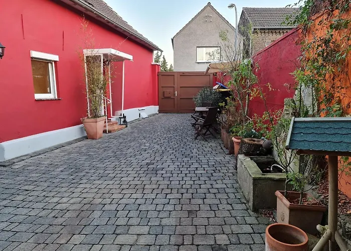 Schoenste Lage Am Rhein, Behagliches Haus Mit Kamin.