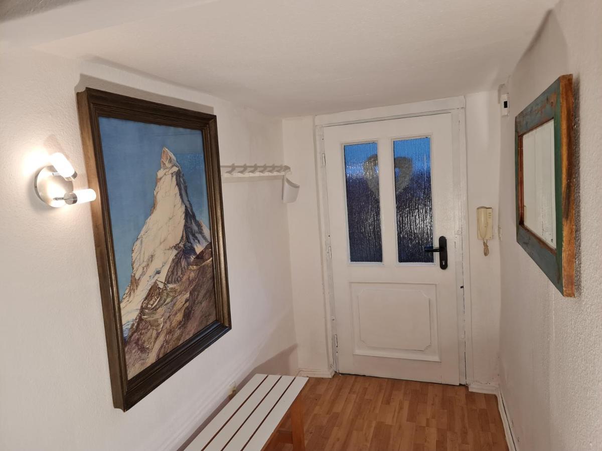 Vakantiehuis Schoenste Lage Am Rhein, Behagliches Haus Mit Kamin. *